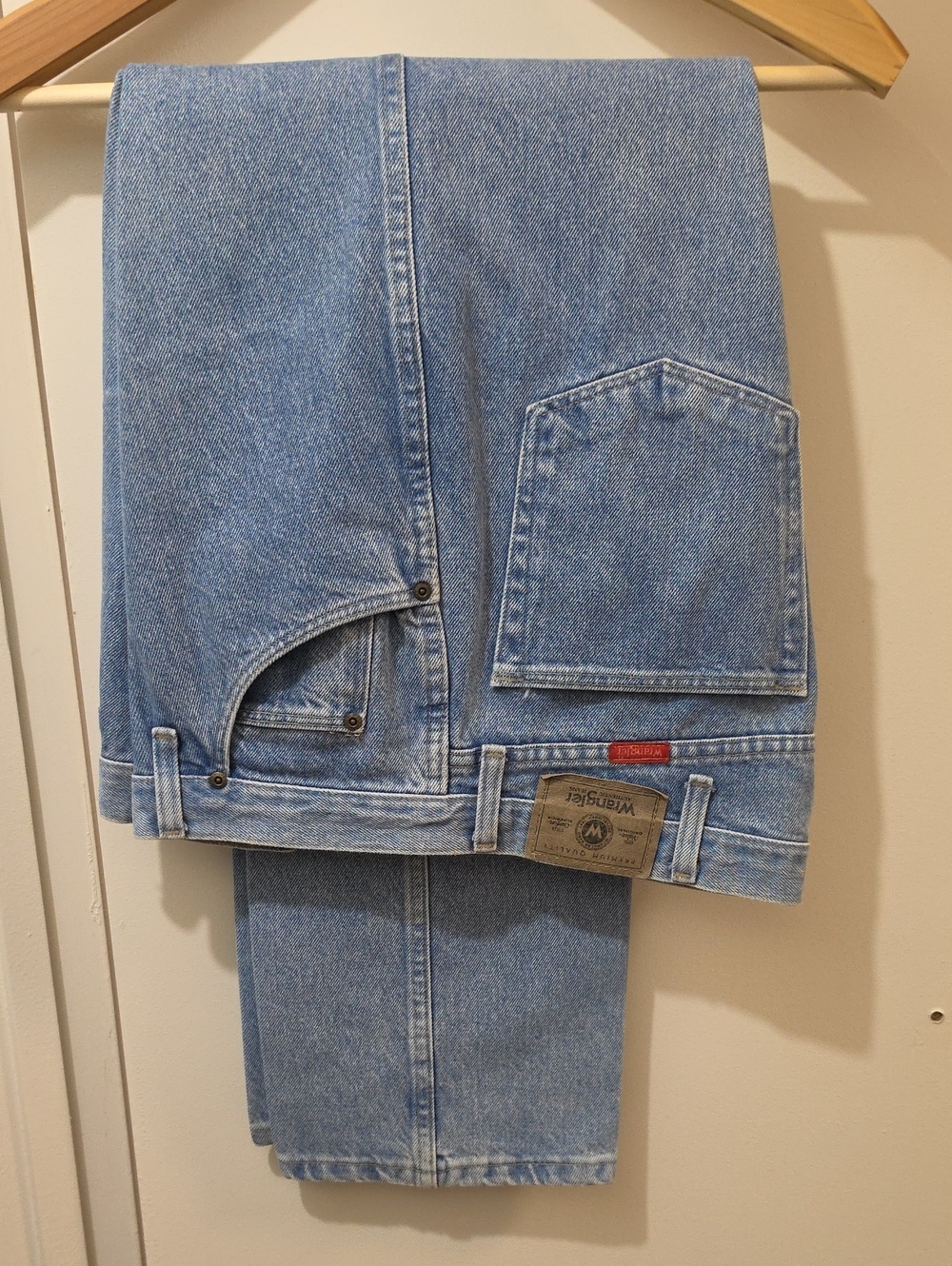 Wrangler Men's Light Blue Straight Leg Jeans 36x30